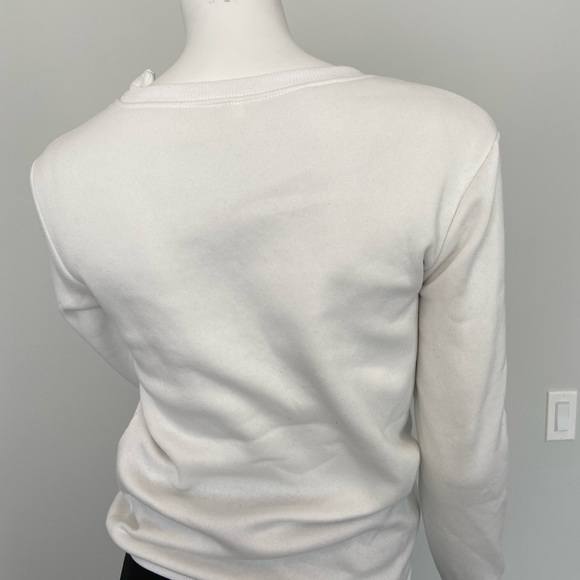 Cute Little Sponge Like Sweater - Picture 4 of 8